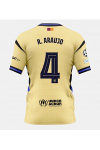 Fotbalové Dres Barcelona Ronald Araujo #4 Venkovní Oblečení 2025-26 Krátký Rukáv
